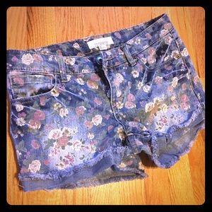 Floral printed denim shorts